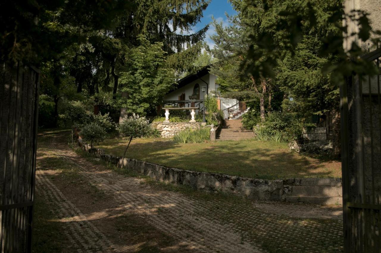 La Villa Del Barone Predaia Eksteriør billede